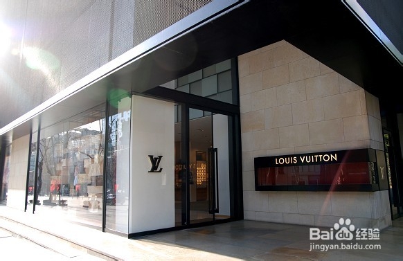 3月份适合去哪里旅游 首尔明洞乐天免税店攻略