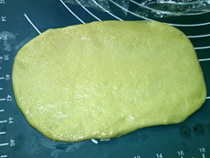 调理肉松面包的做法