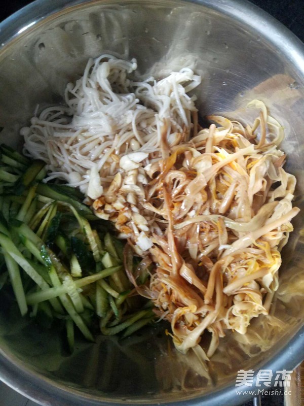 凉拌三素的做法