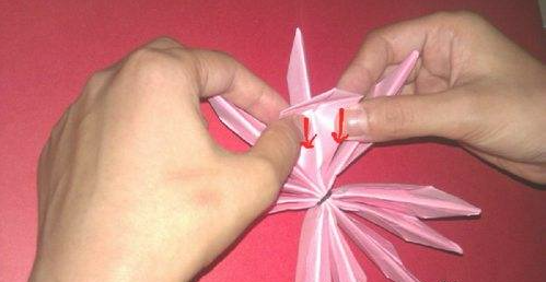 祭奠用的荷花亭的折法