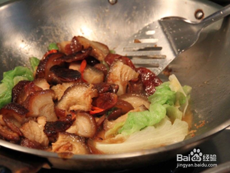 腊肠蹄膀鲜虾炒面