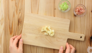 12-18个月辅食:包菜鸡肉奶香浓汤怎么做?