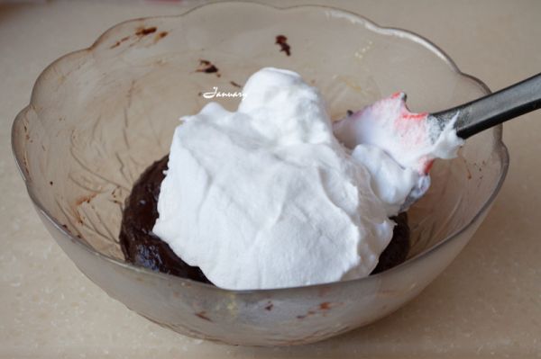 巧克力戚风蛋糕