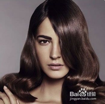 造型师8大谎言 让你发质受损又费钱修复受损头发