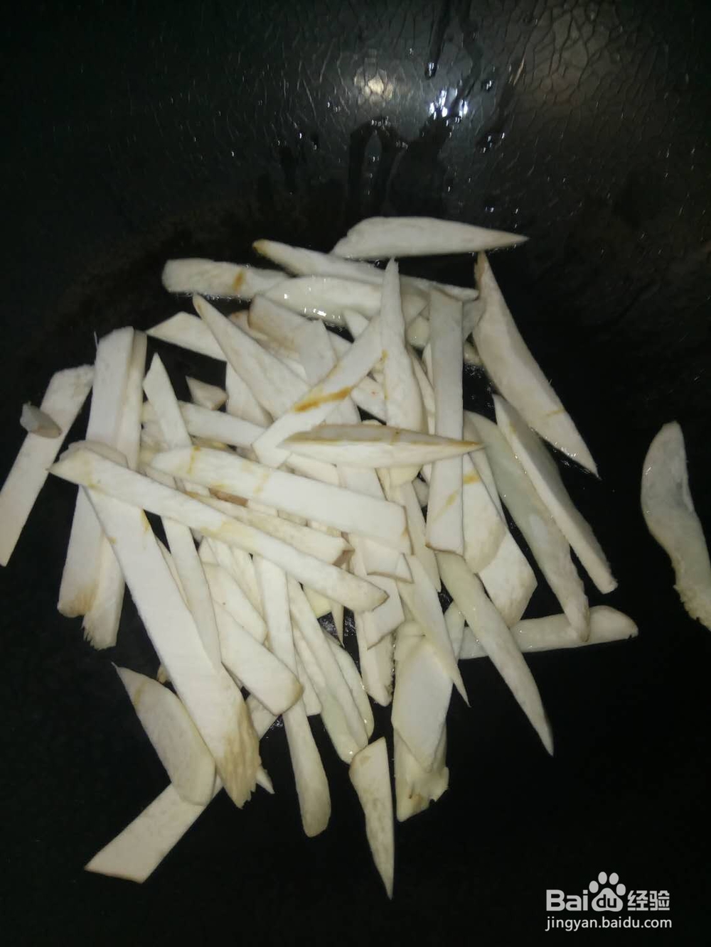 杏鲍菇西葫芦炒红椒的简易做法