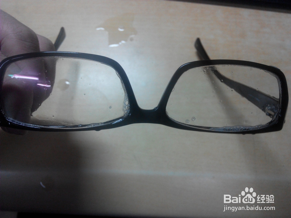 怎么防止眼镜片起雾
