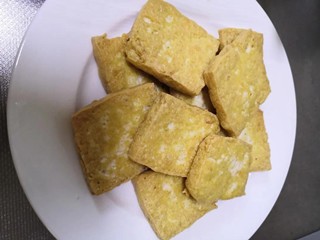 鱼香熊掌豆腐怎么做？