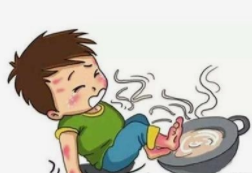 避免宝宝吃饭烫伤的技巧