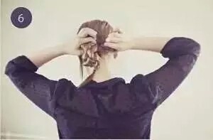 优雅随意的小盘发