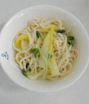 想吃油泼面的看过来，壹圆小面来教你