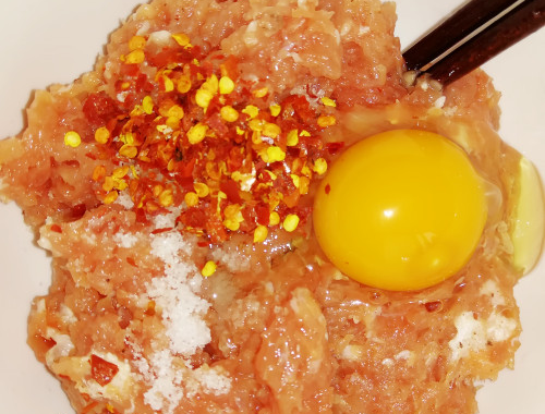 怎样调出鲜嫩多汁的饺子馅