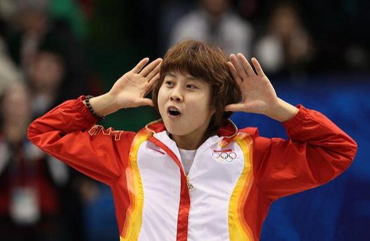 王蒙退役原因是什么