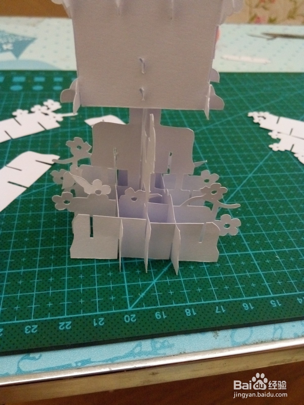 DIY手工剪纸3D立体鸟屋