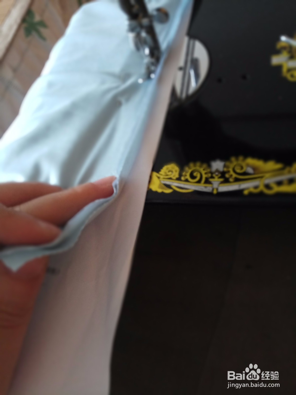 家用缝纫机遇到特别滑的面料跳针怎么办？