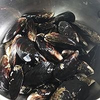 如何制作咸柠檬煮贻贝
