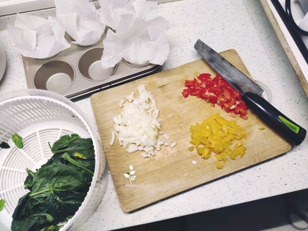 杂蔬芝士鸡蛋杯