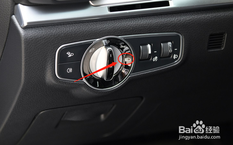 比亚迪唐新能源车辆灯光使用方法