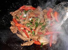 【2011菜展】年菜之十四辣嫩滑的------杭椒耗油牛柳