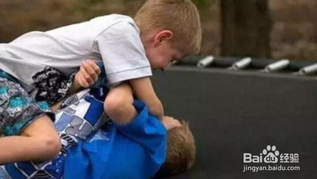 学校孩子被打处理方式