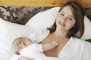 怎样给婴儿喂奶更健康