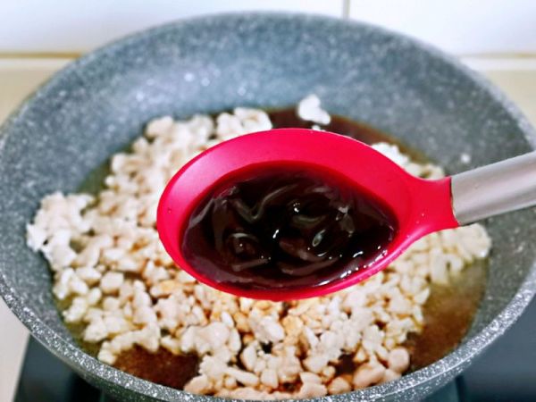 藜麦鸡胸时蔬烧麦