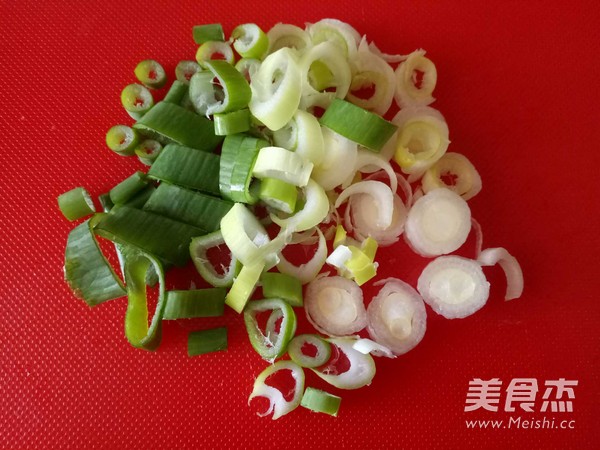 油泼棍棍面的做法