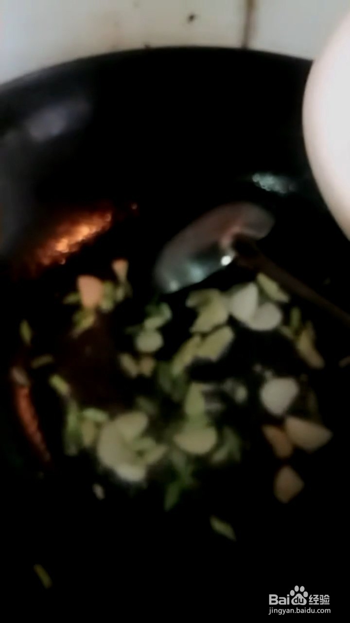 土豆炒茄子如何制作非常好吃