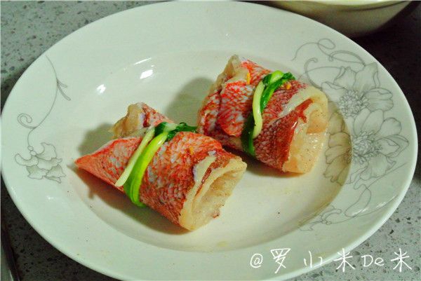 红鱼青豆泥时蔬