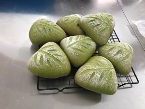蜜豆奶酪馅抹茶软欧