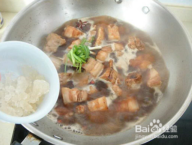 让人垂涎的糖桂花红烧肉