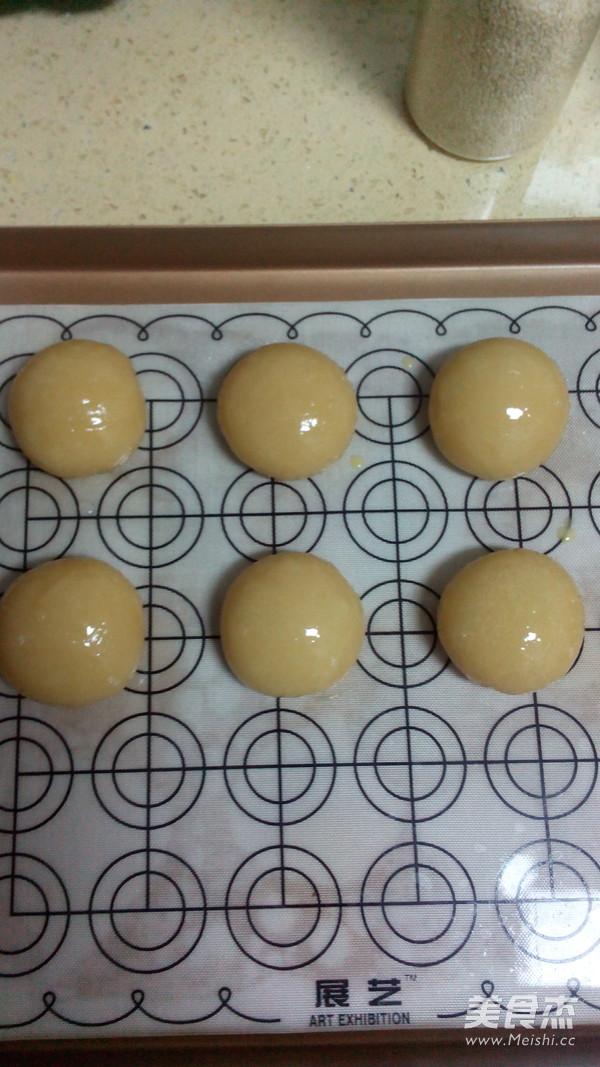 苏式榨菜鲜肉月饼
