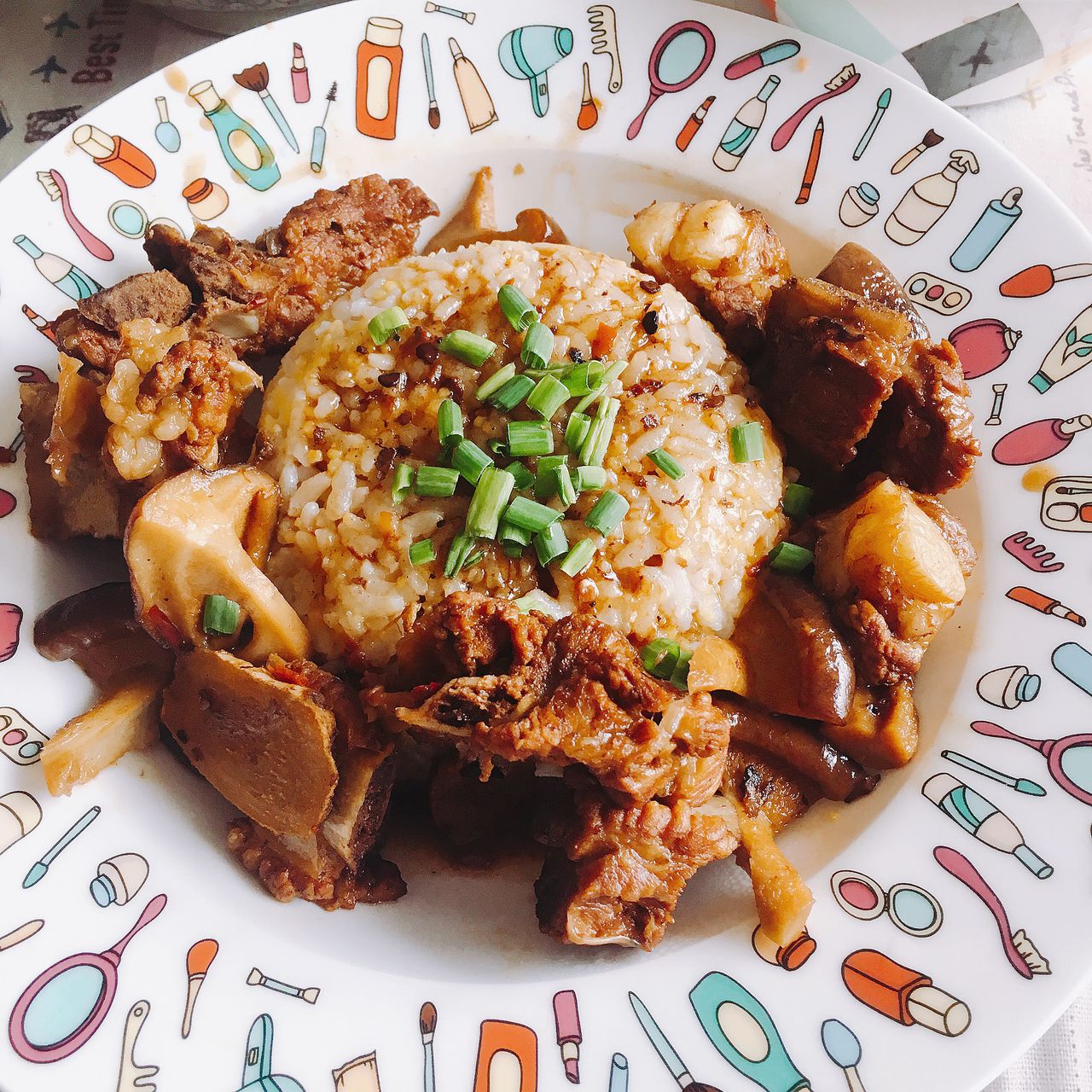 怎么用红烧排骨拌饭，好吃到爆