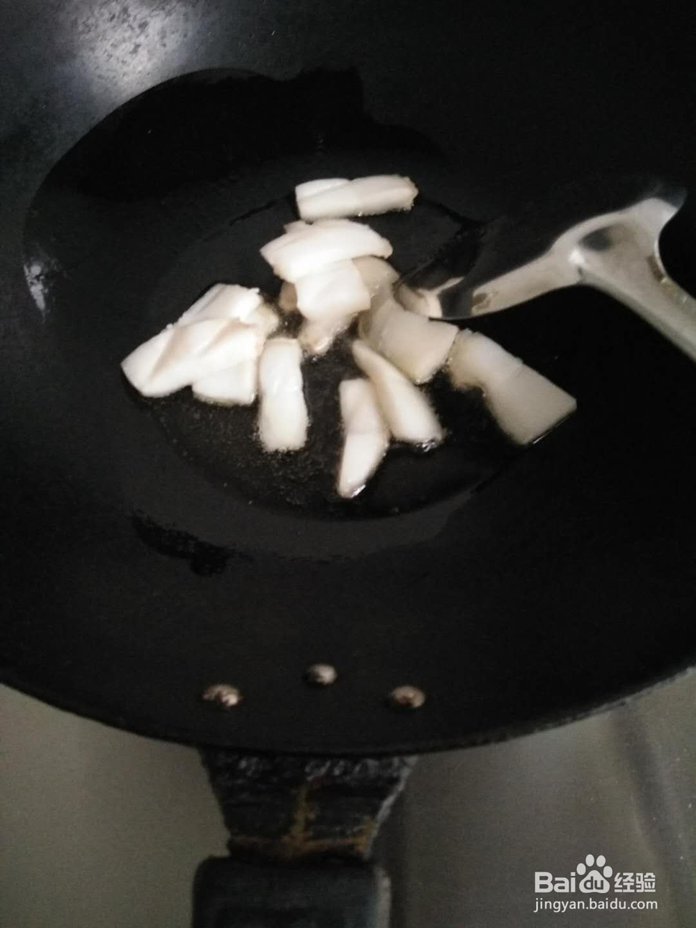 肥肉烧豆腐——爱好豆制品的福音。