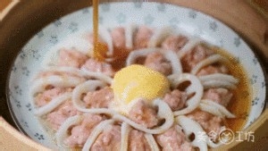 健康养生佳品莲藕蒸肉的做法