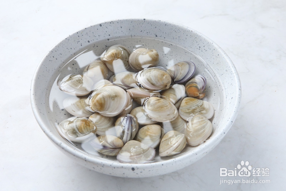 怎么做酒蒸圆白菜蛤蜊沙拉