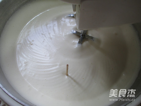 蒸葡萄干蛋糕