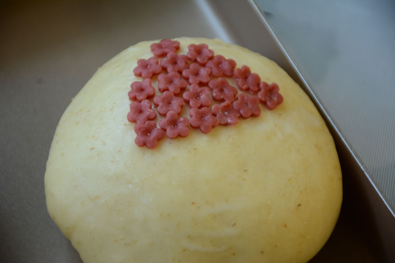 爱意浓浓的樱花树面包和樱花汉堡