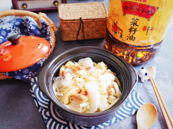 魔芋五花肉腐皮笋丝煲