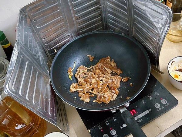 瘦肉豆芽炒河粉