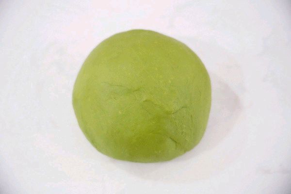 缤纷抹茶花环面包