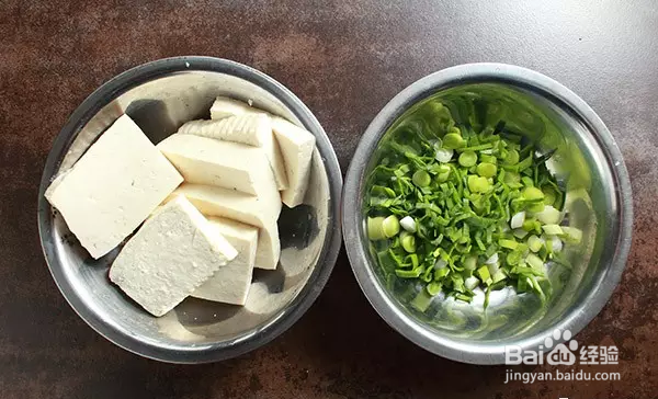 味道极好的肉末煎炝碎豆腐
