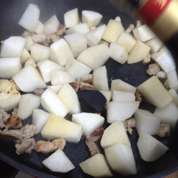 每人必学的红烧萝卜，吃过就难以忘怀！