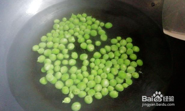 儿童豌豆蛋炒饭的早餐做法