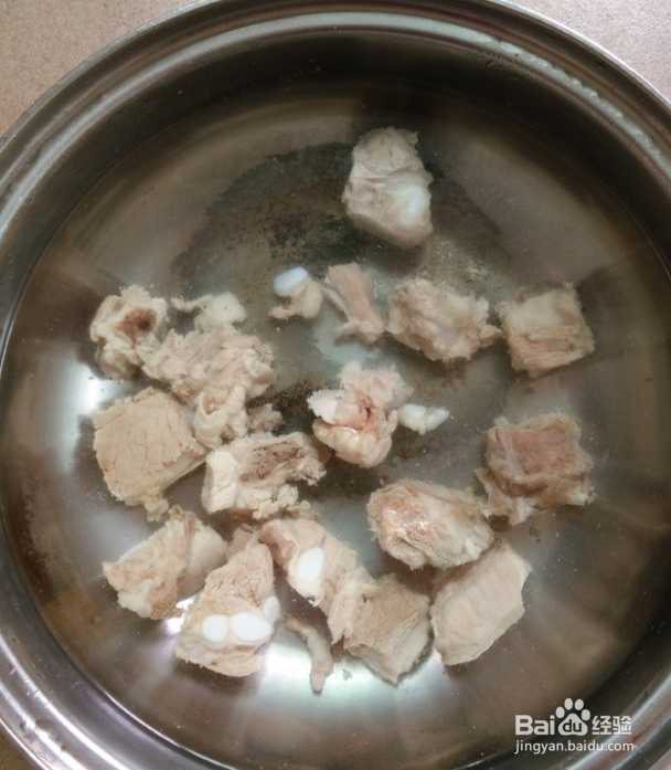 如何做出美味的萝卜排骨汤?