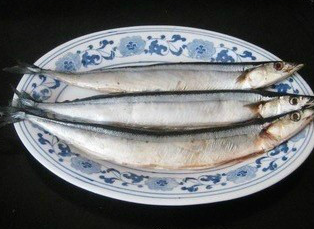 煎秋刀鱼简单版的做法