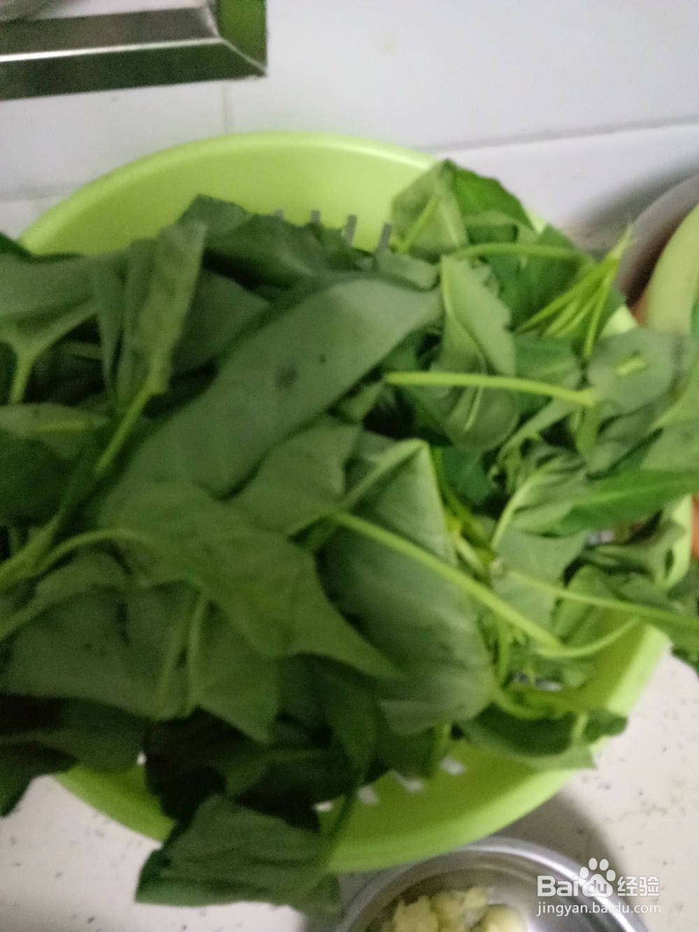 家常蒜沫耗油空心菜