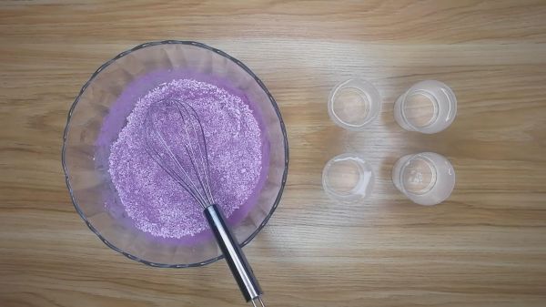 紫薯椰汁千层马蹄糕