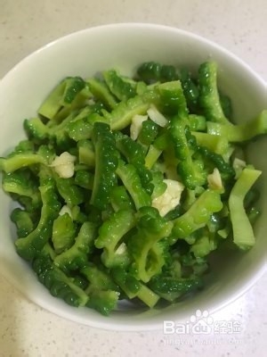 食补佳品凉拌苦瓜的做法