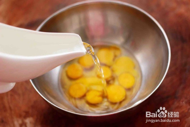 怎么样做美味的杭椒炒鹌鹑蛋