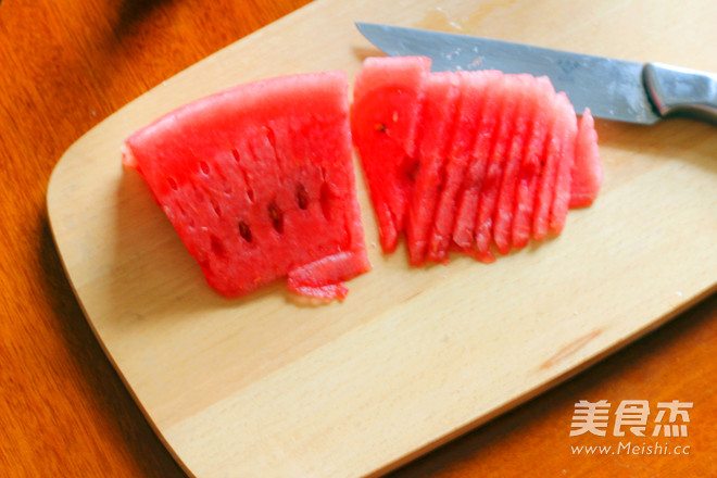 缤纷水果饮的做法